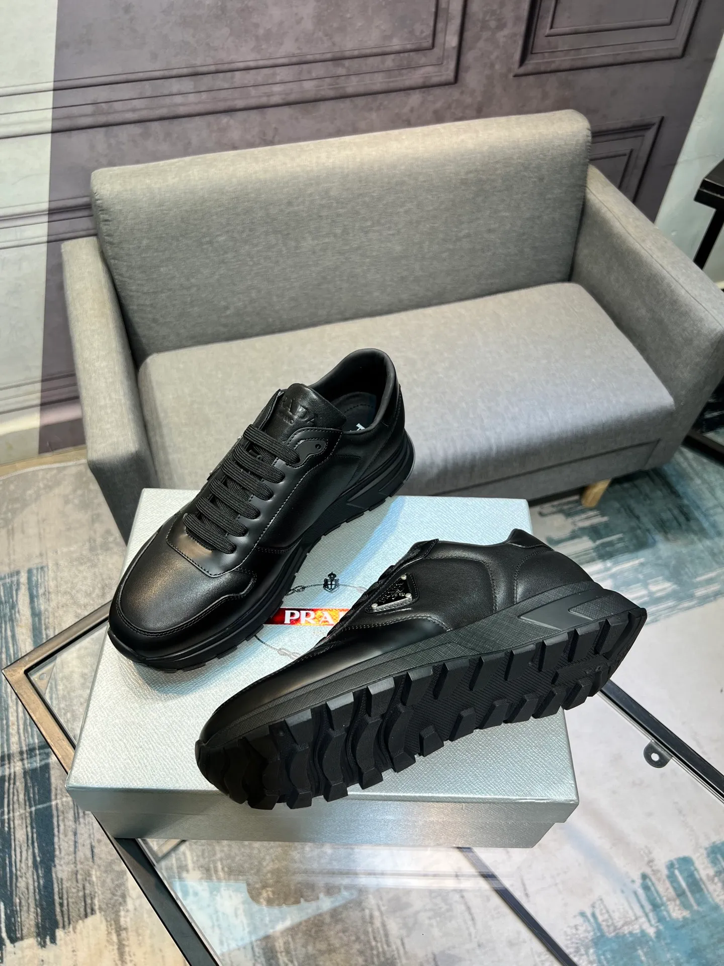 Men's shoes 💰540 PRADA "Prada" casual shoes Regular size: 38-44 (45 can be customized) Product material: Selected cowhide material, genuine leather lining, original outsole